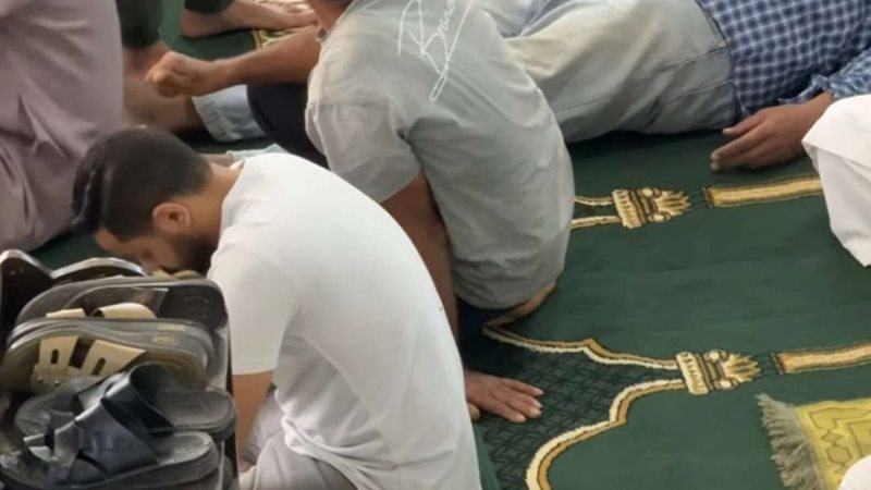 وفاة مصلى بمسجد حدائق