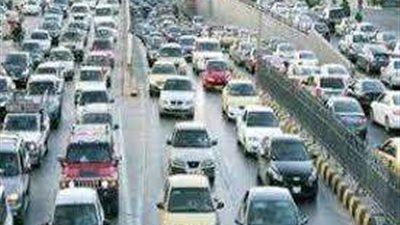 النشرة المروية.. تباطؤ بحركة سير السيارات بشوارع القاهرة والجيزة