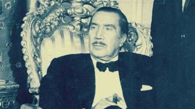 ناقد فني: يوسف وهبي ترك الهندسة بسبب حبه للتمثيل.. ومسرحياته تميزت بالتراجيديا