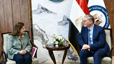 وزير البترول يناقش خطط تنمية مشروعات الغاز، وتعزيز دور مصر كمركز إقليمى للغاز