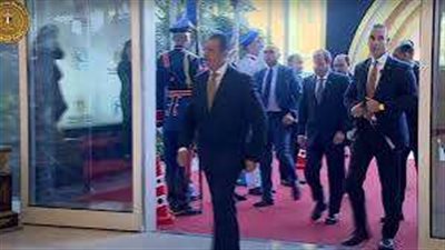 السيسي يصل مقر افتتاح المؤتمر العالمي للسكان والصحة والتنمية البشرية بالعاصمة الإدارية