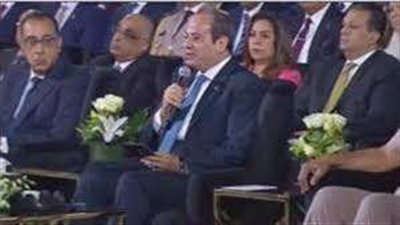 الرئيس السيسي: الأزمات توّفر فرص حقيقية من خلال تحديها وإيجاد حلول لها