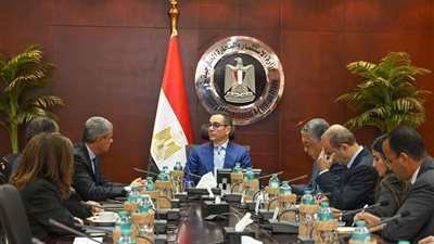 وزير الاستثمار يلتقي وفد شركة الظاهرة الزراعية الإماراتية لاستعراض مشروعاتها الحالية والمستقبلية في مصر