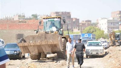 محافظ سوهاج يوجه بإزالة التعديات على أملاك الدولة والبناء المخالف