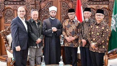 وزير الأوقاف يزور أبرز المؤسسات الدينية في إندونيسيا
