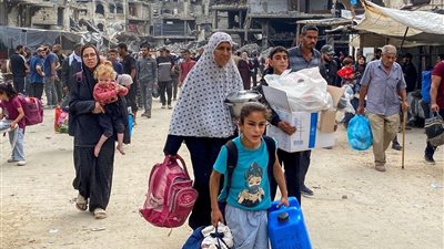 خبراء وسياسيون فلسطينيون: إسرائيل تنفذ 