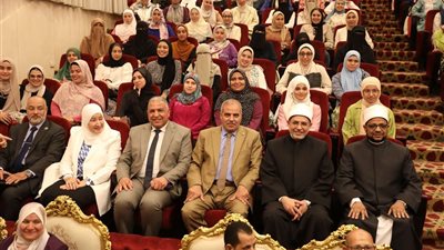 رئيس جامعة الأزهر يشهد انطلاق فعاليات دورة 