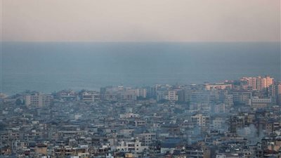 إسرائيل تستهدف ضاحية بيروت مع اشتباكات في الجنوب وتمشيط بالأسلحة الرشاشة