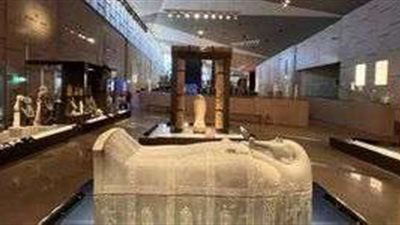 الإعلامي أحمد موسى يعلن بدء التشغيل التجريبي للمتحف المصري الكبير: 