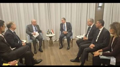 وزير الخارجية يبحث مع نظيره البرازيلي تنفيذ مبادرة أصدقاء السلام خلال قمة تجمع البريكس