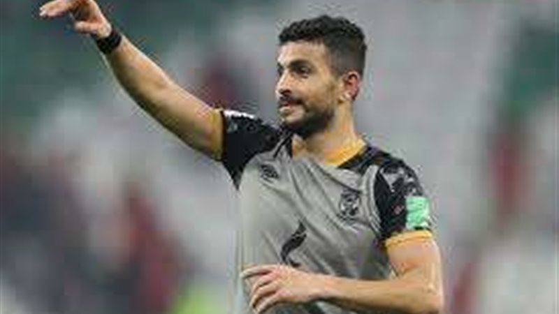 اللاعب أيمن أشرف