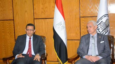 جامعة أسيوط تستقبل وفداً من نقابة الصحفيين برئاسة خالد البلشي نقيب الصحفيين لبحث سبل التعاون المشترك