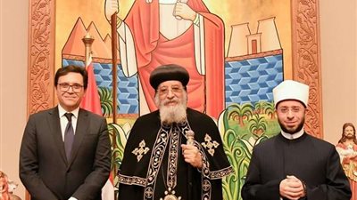 البابا تواضروس يستقبل وزيري الأوقاف والثقافة