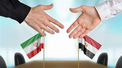 مصر وإيران.. تقارب في وقت الأزمة لإنهاء الصراعات بالمنطقة