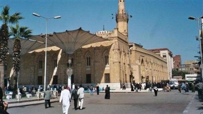 ذكرى مولد الإمام الحسين.. هل الرأس الشريف في مصر ؟