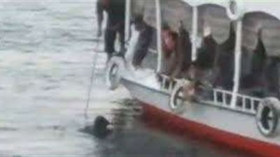 طفل يفارق الحيارة غرقا في ترعة كاسل بأسوان.. والشرطة تتخذ الإجراءات