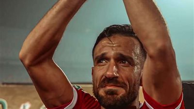 بعد 8 مواسم من الإنجازات.. انتهاء رحلة علي معلول مع الأهلي