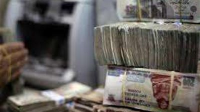 على خطى فيلم عصابة حمادة وتوتو .. عاطل وسيدة يتمكنان من النصب على مواطنين في القاهرة