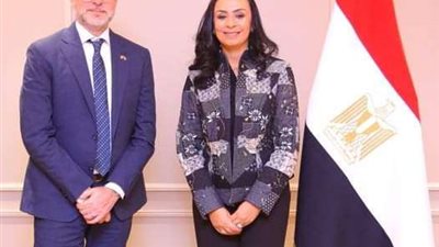 وزيرة التضامن تلتقي سفير كندا بالقاهرة وتستعرض الجهود المصرية للدعم الإنساني لغزة