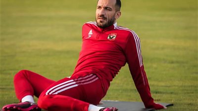 أول رد من زوجة علي معلول بعد إعلان رحليه عن النادي الأهلي