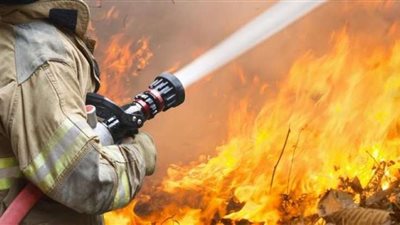 حريق هائل يلتهم مخازن قطع غيار السيارات بالأسكندرية