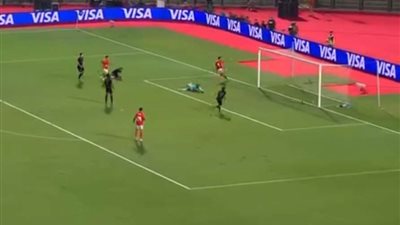 وسام أبو علي يخطف الهدف الأول للأهلي أمام العين