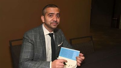 مهدي حسن يثير الجدل بسبب مقابلته مع سي إن إن والأخيرة تعتذر