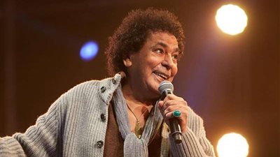 مصطفى كامل يكشف حقيقة حالة محمد منير الصحية