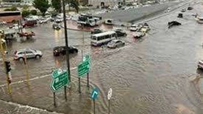 أمطار غزيرة ورياح عاتية.. جدة والمناطق الغربية تشهد حالة جوية مضطربة بداية من فجر الجمعة