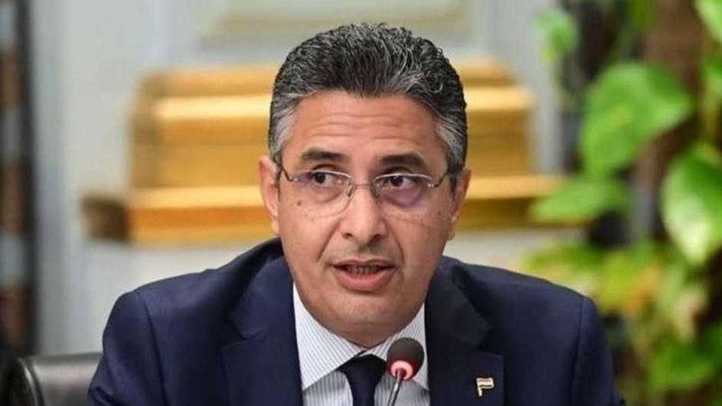 وزير التموين