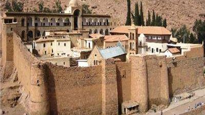 الحكومة تكشف حقيقة وجود مخططات لإخلاء دير سانت كاترين