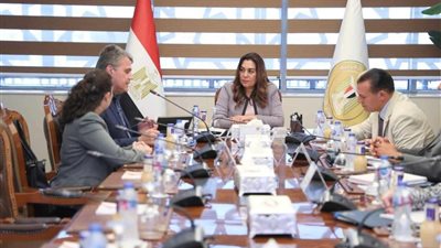 وزيرة التنمية المحلية تستقبل وفد بافاريا الألمانية لبحث تعزيز التعاون في التنمية المستدامة والتدريب