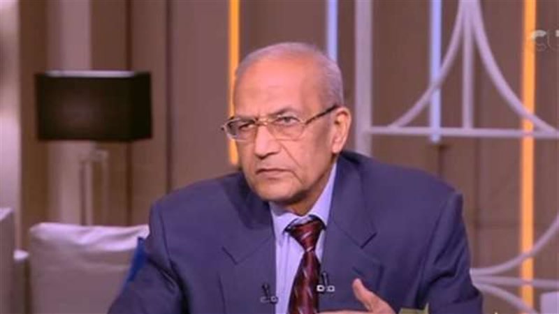 الدكتور شريف مختار