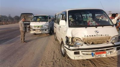 إصابة 7 أشخاص بحادث تصادم سيارتين على الطريق الإقليمي بالمنوفية