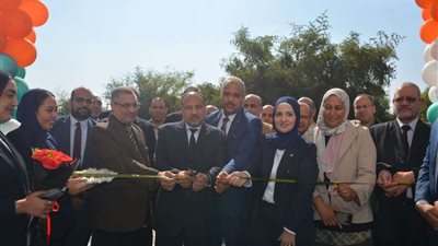 نائب رئيس جامعة الأزهر يفتتح فرع البنك الأهلي بكليات البنات بأسيوط