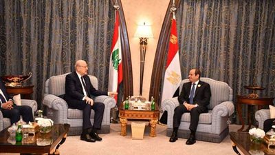السيسى يلتقى رئيس الوزراء اللبناني على هامش أعمال القمة العربية الإسلامية بالرياض