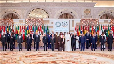 البيان الختامي للقمة العربية يدعو لحظر تصدير الأسلحة إلى إسرائيل