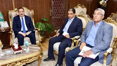 تعرف على الموقف التنفيذي لمشروعات مياه الشرب والصرف الصحي وحياة كريمة بالمنوفية