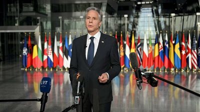 بلينكن: ضرورة تحقيق هُدَن طويلة الأمد في غزة لتيسير إيصال المساعدات الإنسانية