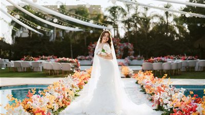 سلمى عادل تبهر الجميع خلال حفل زفافها الذي جمع بين الأناقة والجمال والبساطة