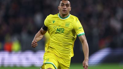 نجم الزمالك السابق: الأهلي يفاوض مصطفى محمد.. وهذا موقف اللاعب