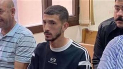 أحمد فتوح يصل محكمة مطروح لمحاكمته بتهمة القتل الخطأ وحيازة المخدرات