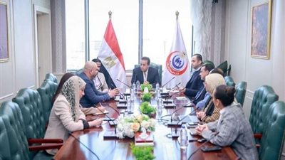 وزير الصحة يستقبل وفد شركة موانئ دبي بالعاصمة الإدارية الجديدة