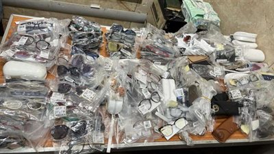 تحرير 64 محضر ضبط جمركي بواسطة رجال الإدارة المركزية لجمارك مطار القاهرة