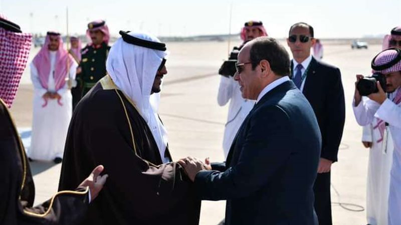الرئيس السيسى يصل