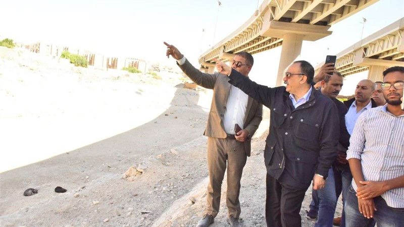 محافظ أسيوط يتفقد