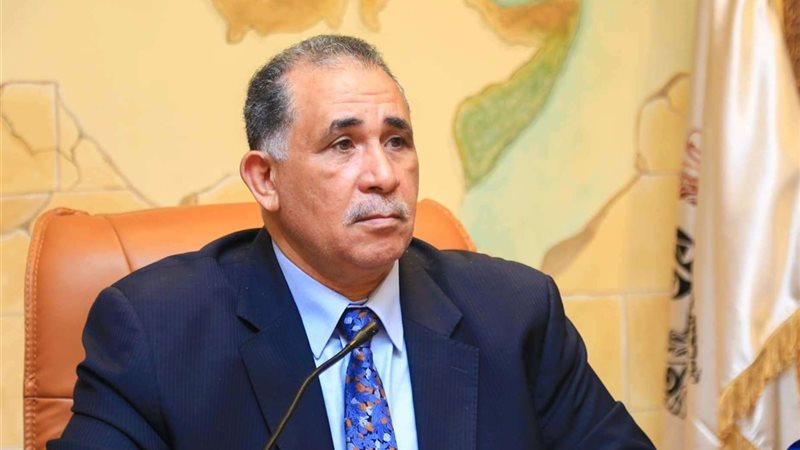 النقيب علام