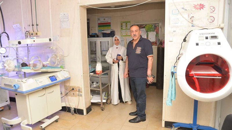 محافظ أسيوط بمستشفى