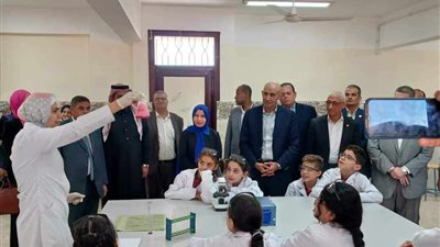 وزير التربية والتعليم ينهي جولاته بمدارس شمال سيناء ويعقد اجتماعا موسعا مع قيادات التعليم