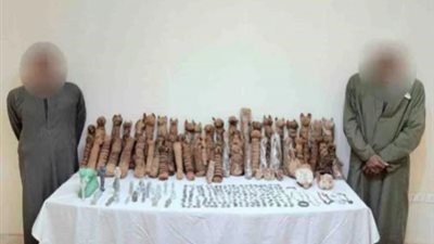 الداخلية تضبط متهمين بحوزتهم 360 قطعة أثرية بالمنيا